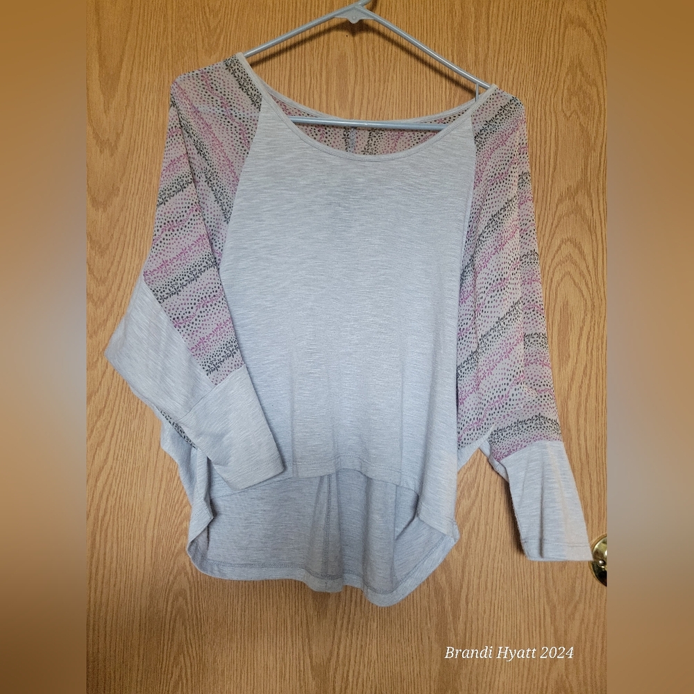 Self-Esteem sheer dolman sleeve 3/4 sleeve high low shirt
